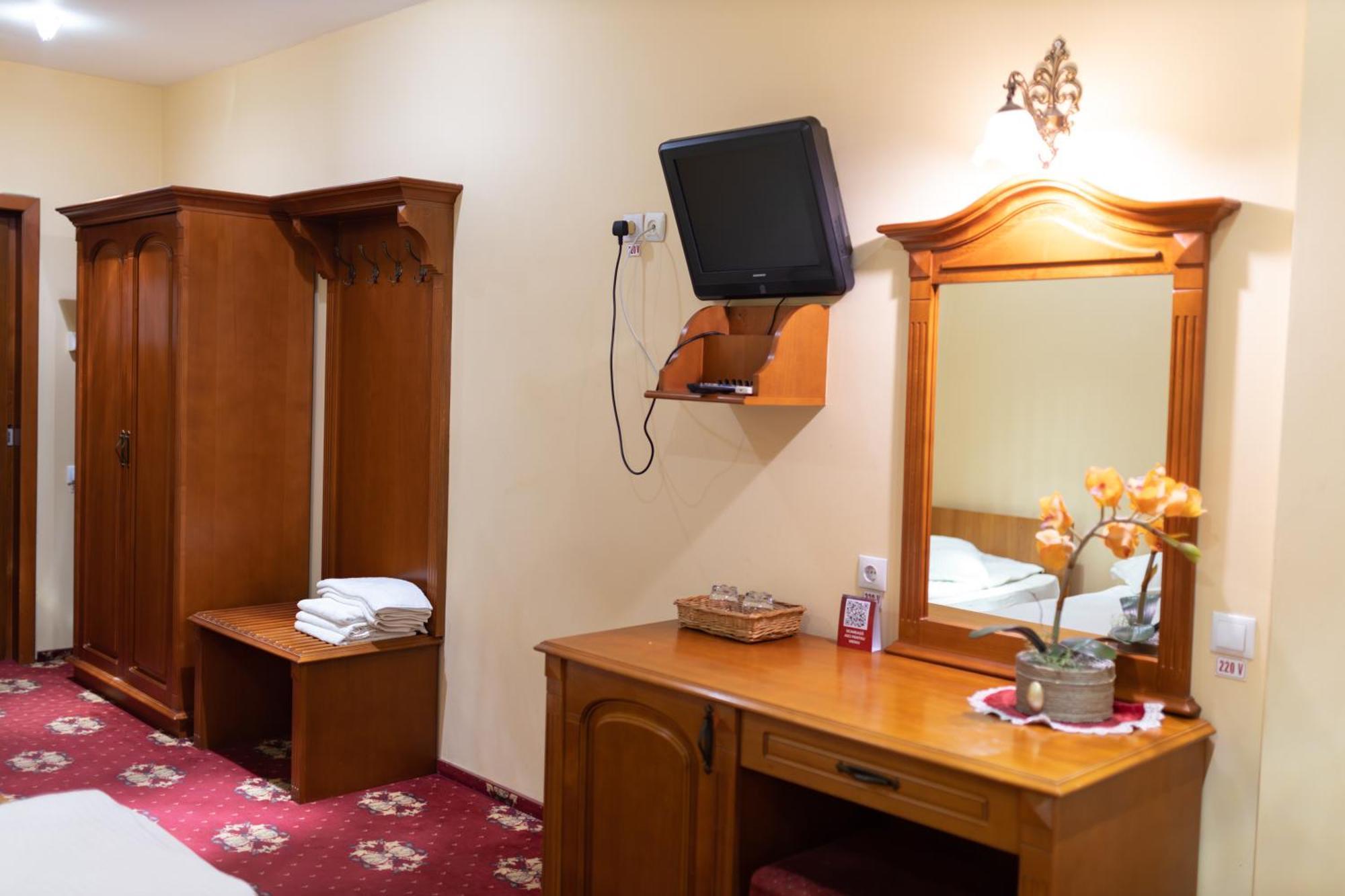 Hotel Coral Satu Mare Exteriér fotografie